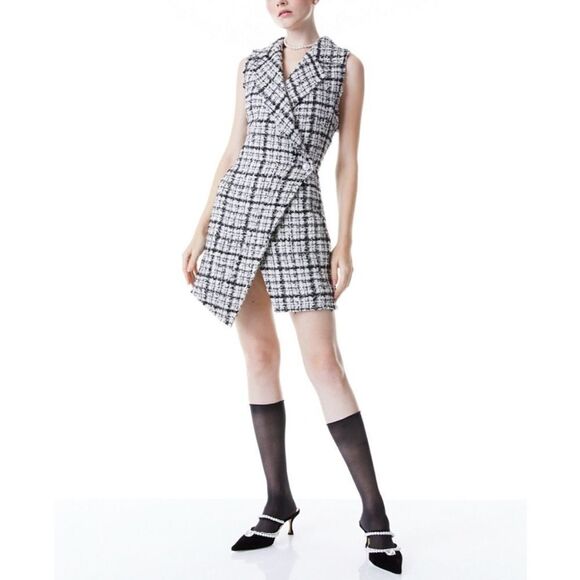 Alice + Olivia Meri Collared Black White Tweed Mini Dress size 2 $495 - Picture 2 of 6